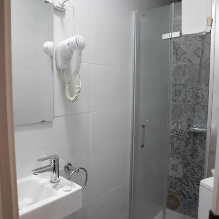 鲁塔弗朗西亚旅馆 2* 巴塞罗那